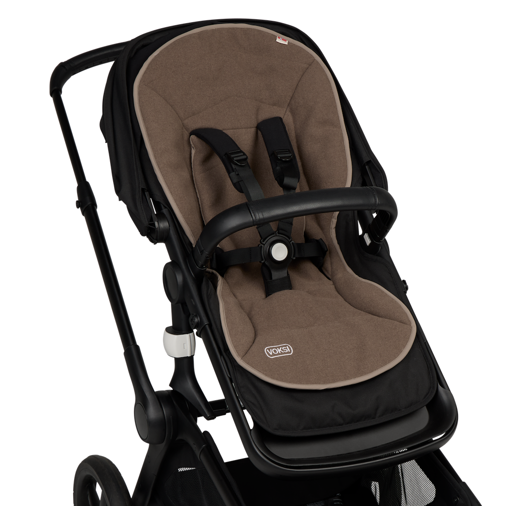 11047882_Voksi_Wool-Stroller-Inlay_Walnut_Stroller.png